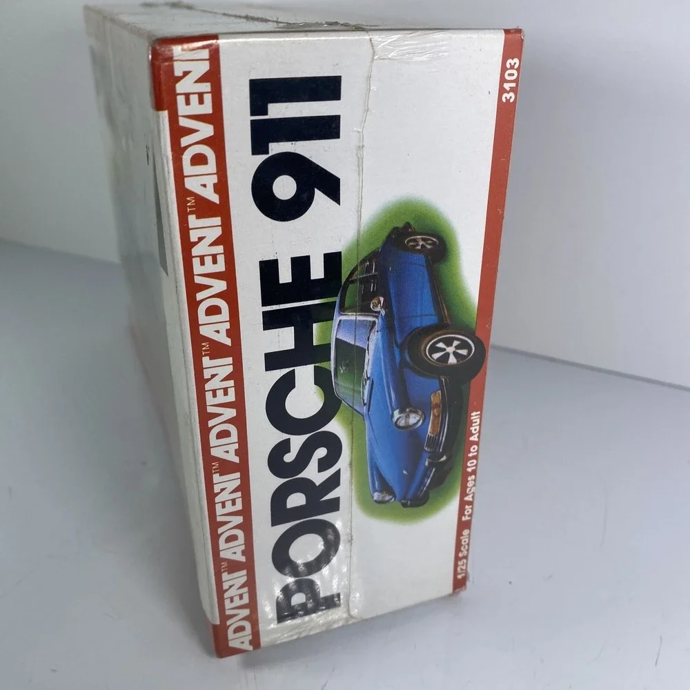 Advent Porsche 911 1/25 Scale Sealed Plastic Model Car Kit USA Hobby Garage Gift